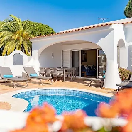 Sleeps 6 With Pool Air Con And Wifi Villa *